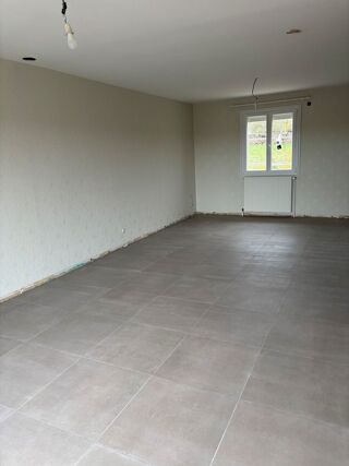  Maison � louer 6 pi�ces 175 m� Donci�res