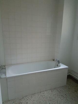  Appartement à louer 3 pièces 68 m²