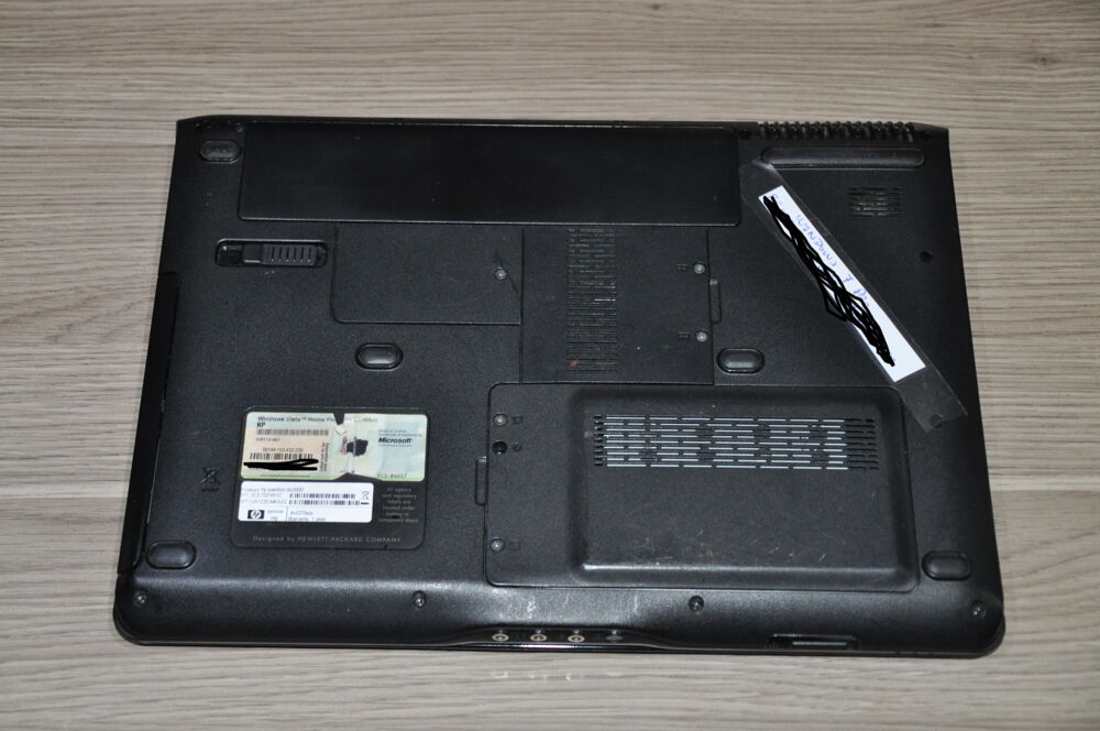 HP Pavilion DV2276ea de 14,1 pouces Matériel informatique