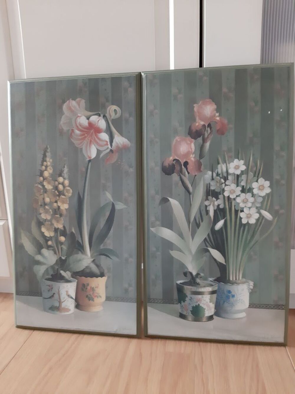 DEUX TABLEAUX DECO FLEURS Décoration