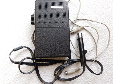 .magntophone a cassettes radiola 1967 35 Oyonnax (01)