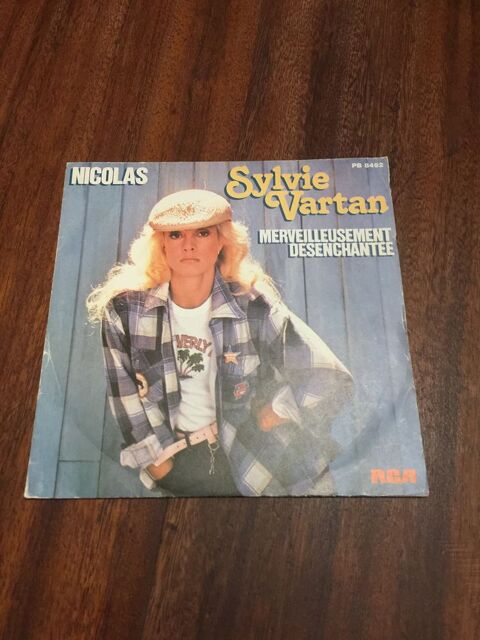 Vends  Vinyle 45 tours Sylvie Vartan �� Nicolas �� 2 Saleilles (66)