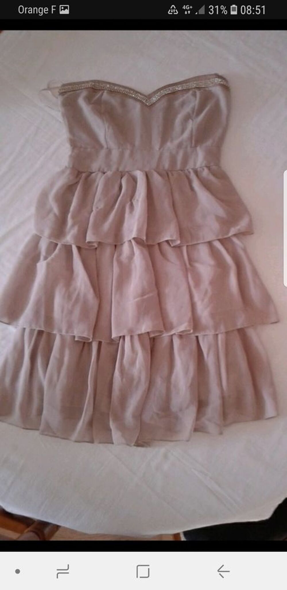 Belle robe de soir&eacute;e Vêtements
