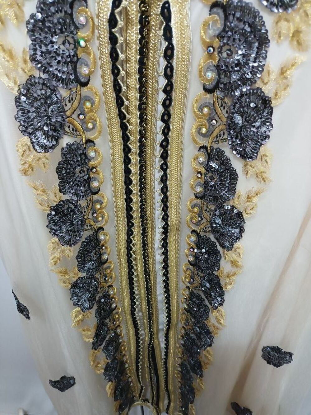 Caftan classe et &eacute;l&eacute;gant 1 pi&egrave;ce tr&egrave;s confortable Vêtements