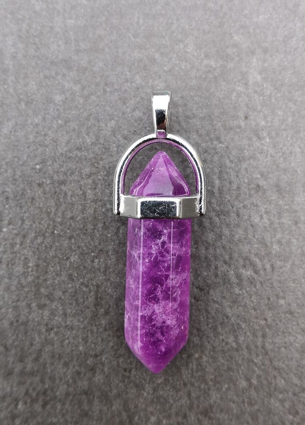 Pendule en Am&eacute;thyste mont&eacute; en pendentif sur cordon cir&eacute; Bijoux et montres