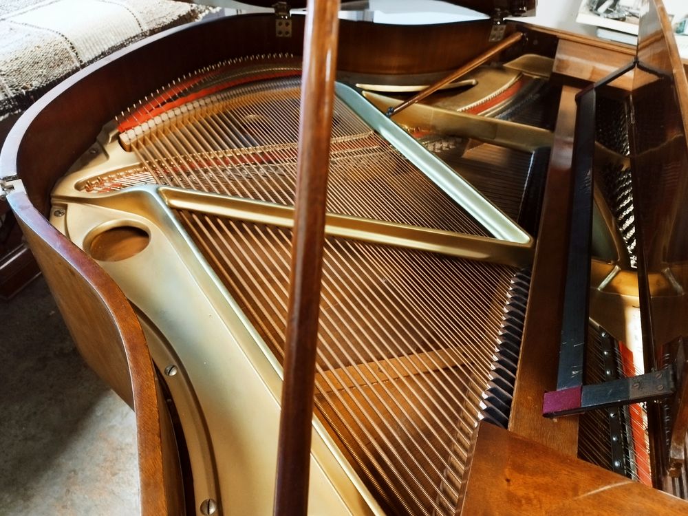Piano quart de queue G&uuml;nther de 1944 Instruments de musique