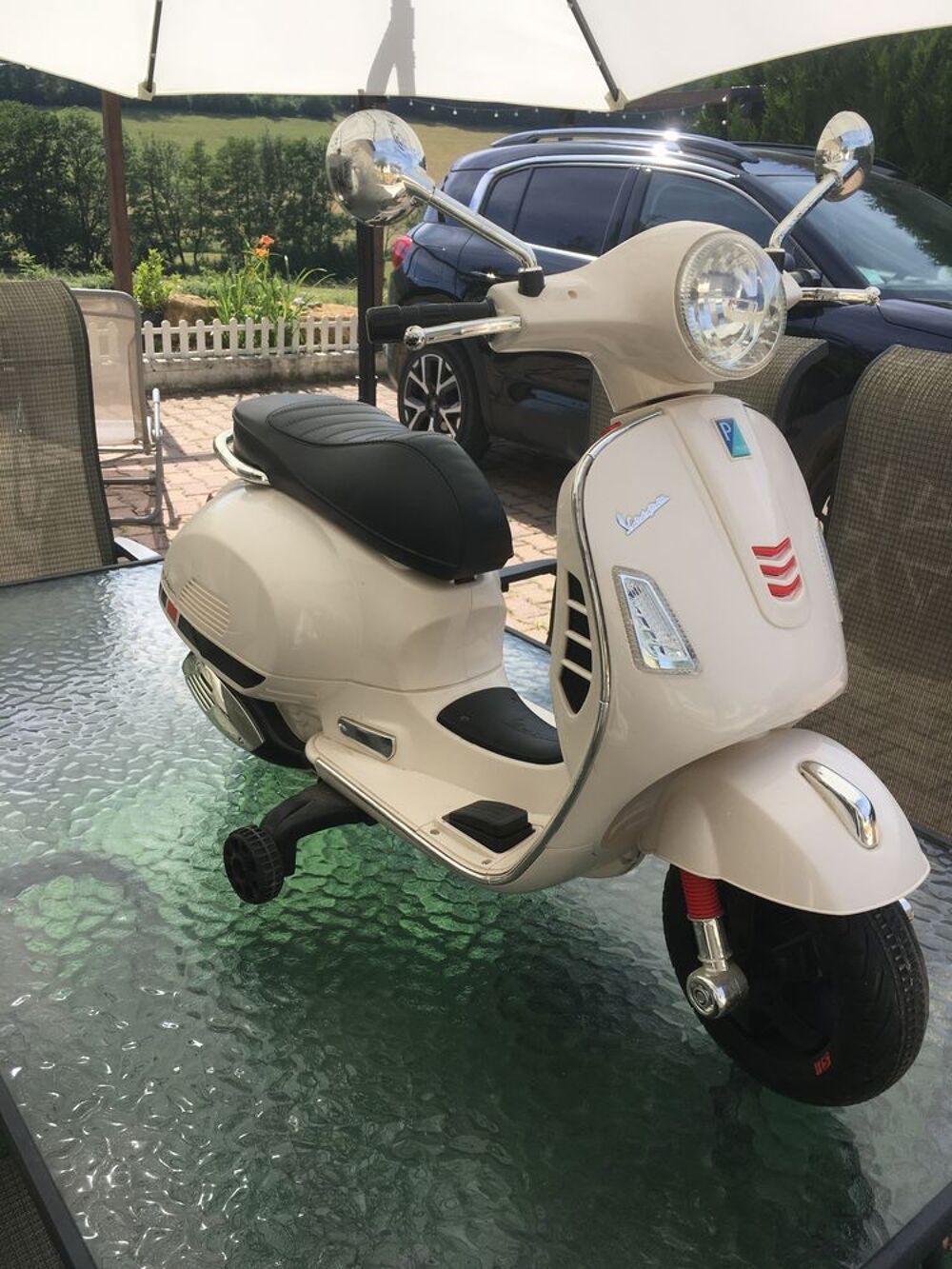 Vespa enfant 2 a 4 ans Jeux / jouets
