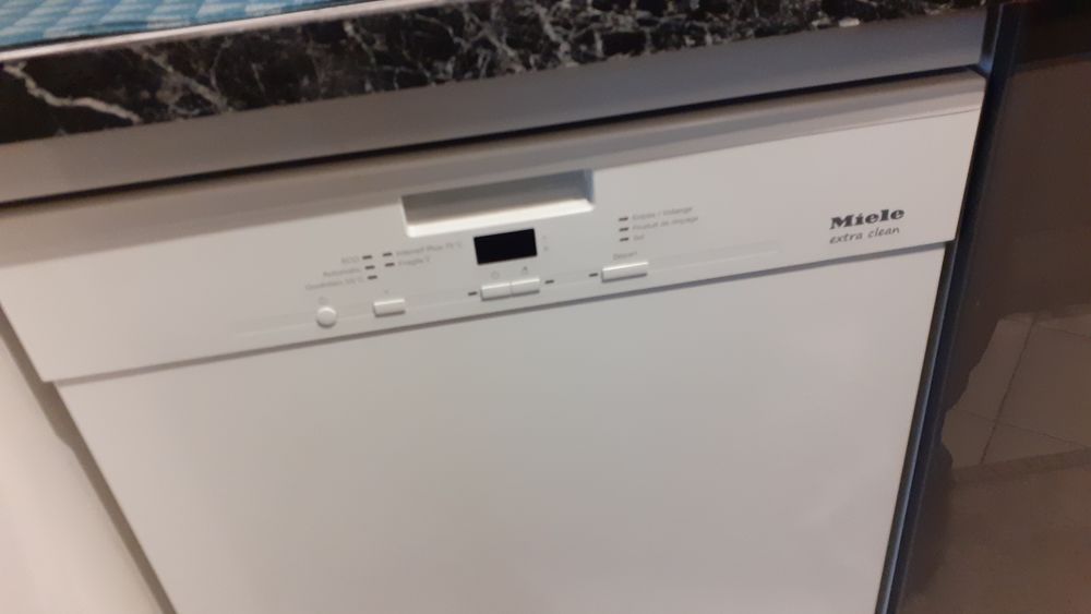Lave-vaisselle Miele Electroménager