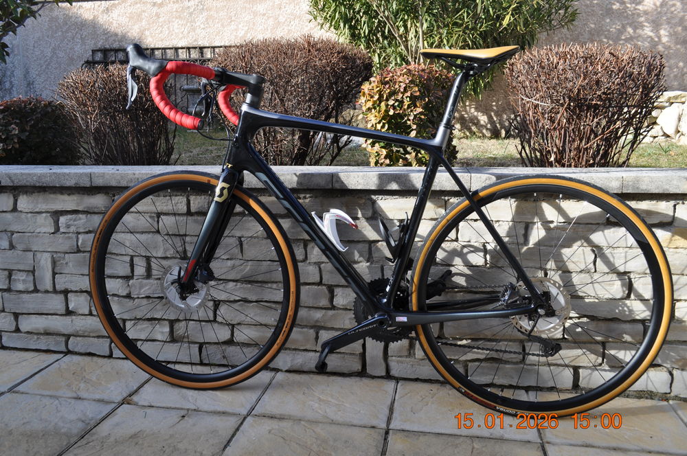 v&eacute;lo route SCOTT Vélos