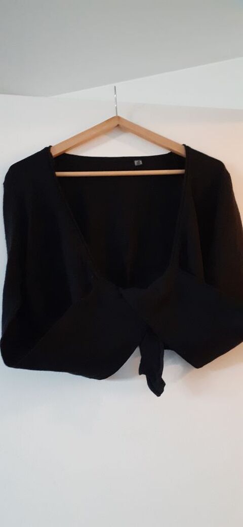 Gilet neuf taille S et M  pour fetes ou soire 30 Viry-Chtillon (91)