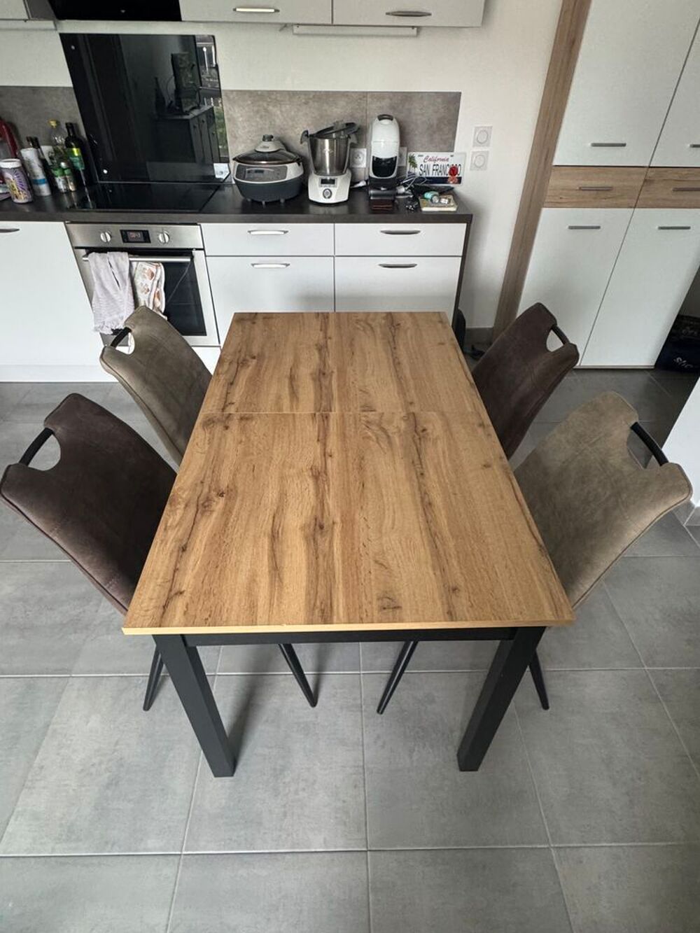 Table et chaises Meubles
