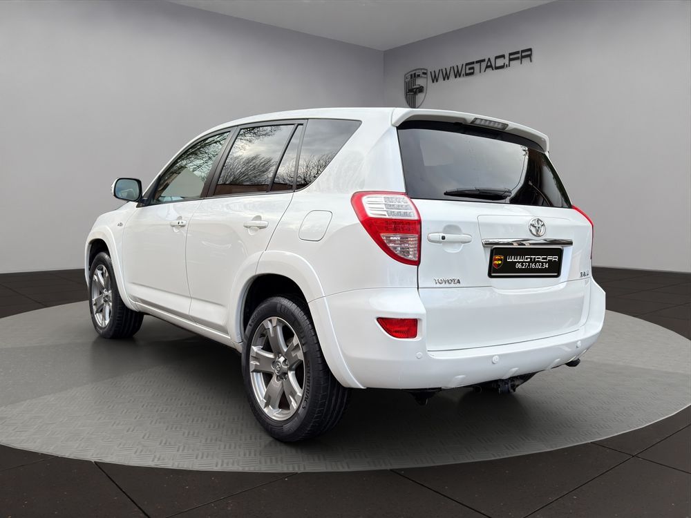 RAV 4 RAV4 150 D-CAT 4WD FAP Lounge A 2011 occasion 93390 Clichy-sous-Bois