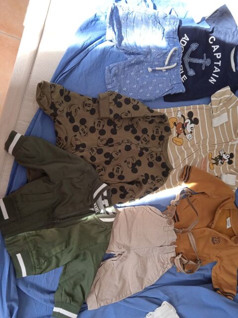 V�tements b�b�  2 Volx (04)