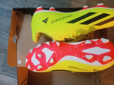 BELLE AFFAIRE JOLI CRAMPONS NEUFS 0 Saint-Gratien (95)