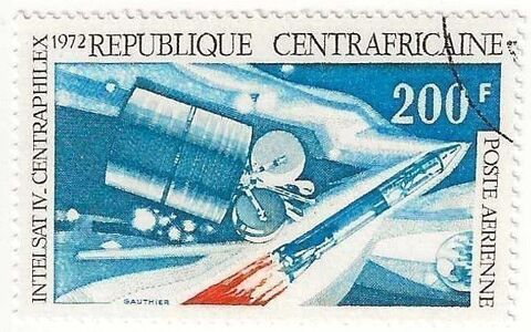 13 Timbres de la R�publique Centrafricaine 0 Le Roc-Saint-Andr� (56)