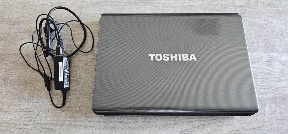 Pc portable Toshiba Satellite L350 17,2" Matériel informatique