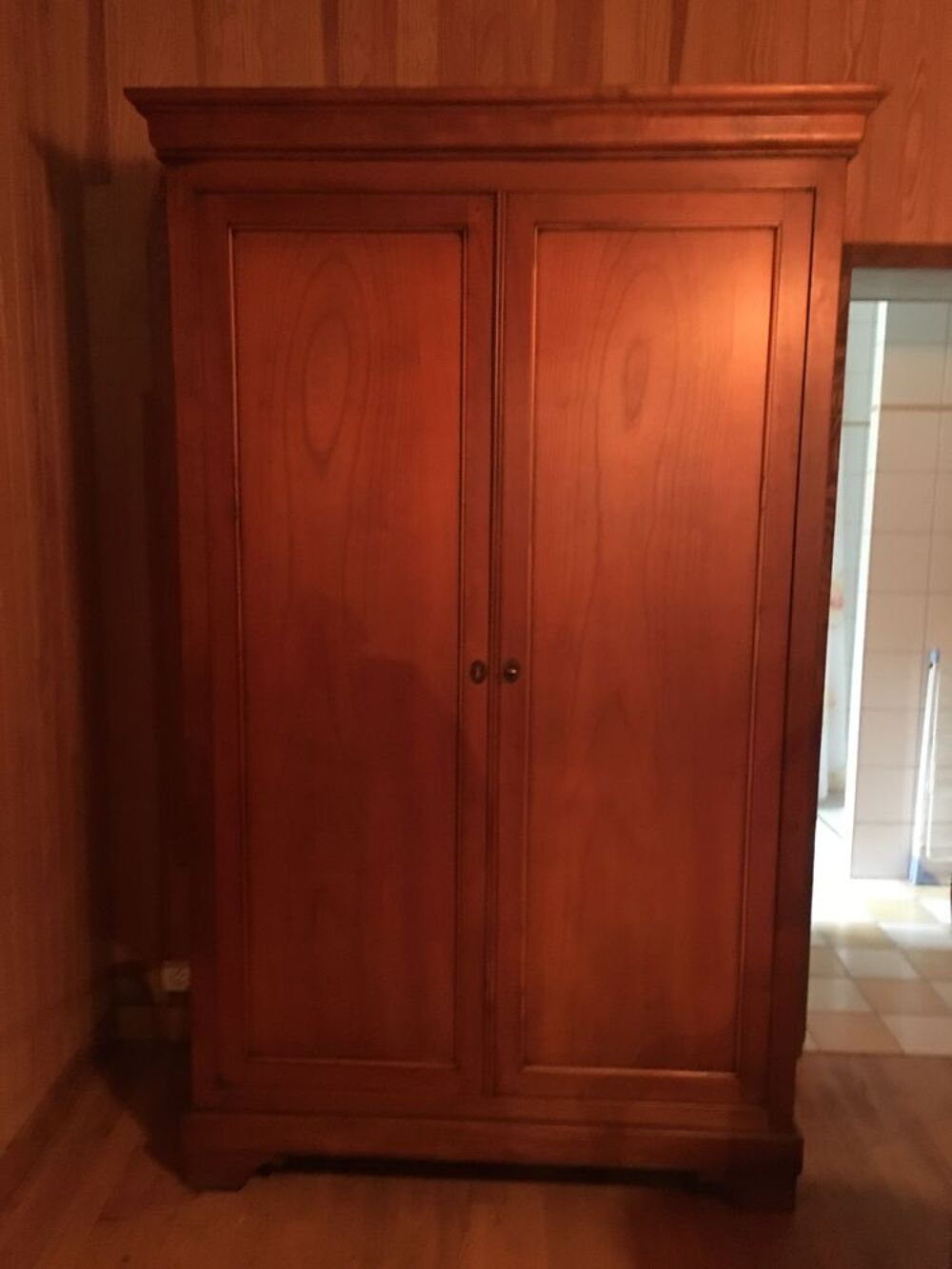 Armoire ch&ecirc;ne Meubles