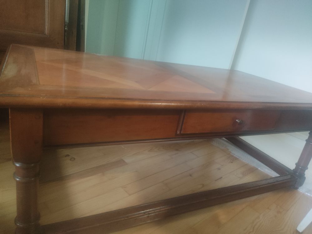 Table basse Roche Bobois en merisier Meubles