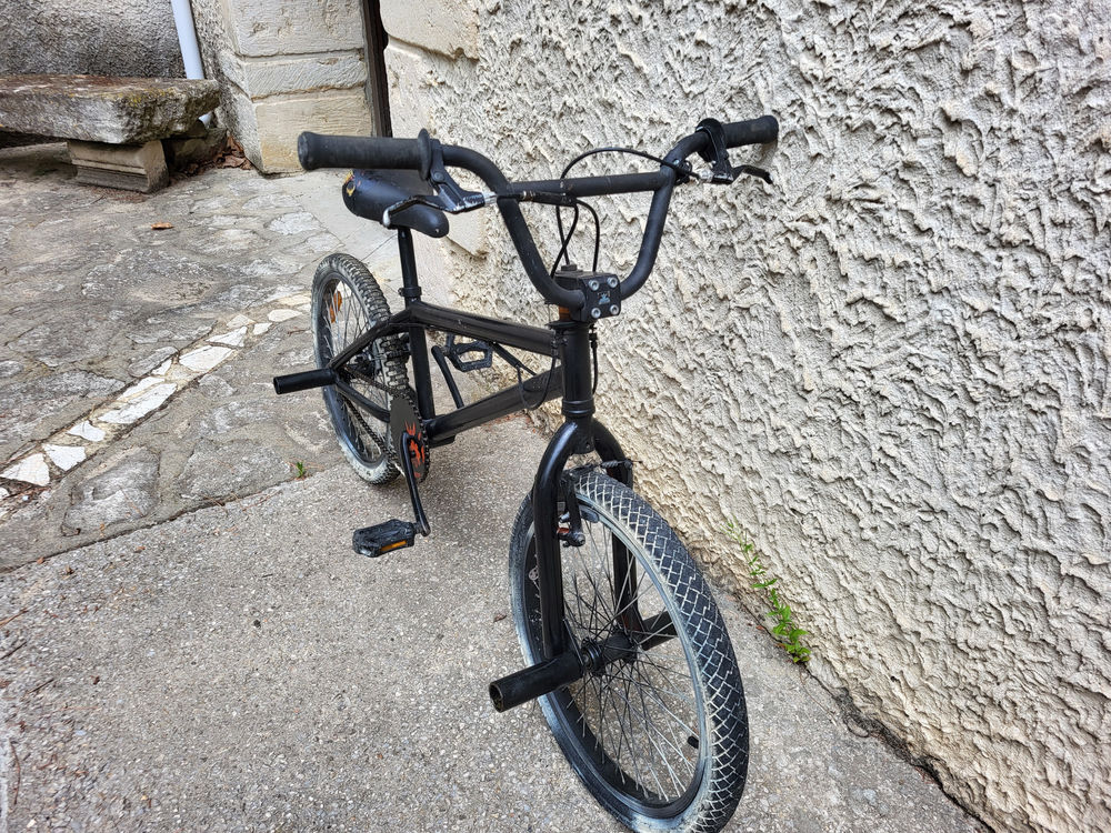 V&eacute;lo BMX enfant -ado gris-noir Vélos