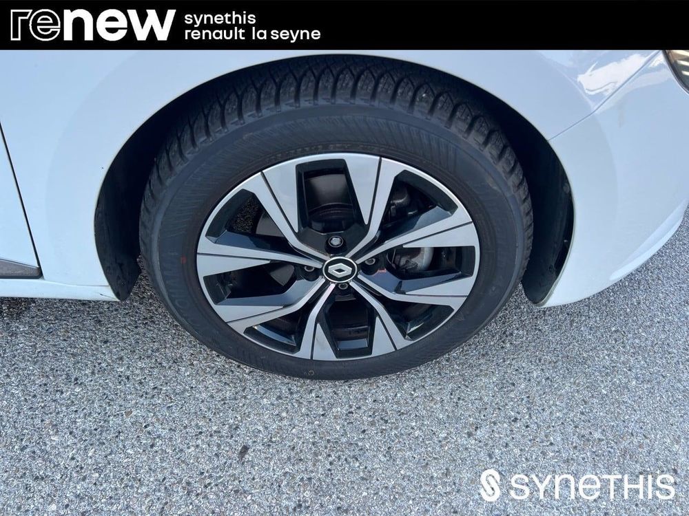Clio V Clio E-Tech 140 - 21N Limited 2022 occasion 83500 La Seyne-sur-Mer