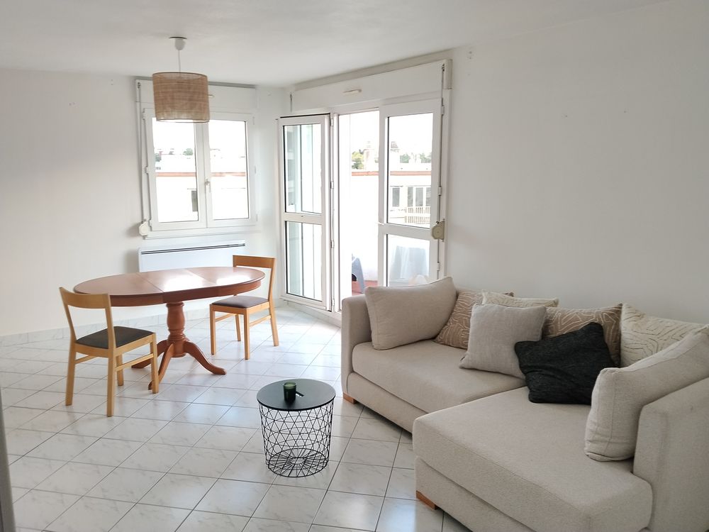 Vente Appartement ?? Lumière incroyable ?? saint Priest? T3 73m² ? DERNIER ÉTA Saint-priest