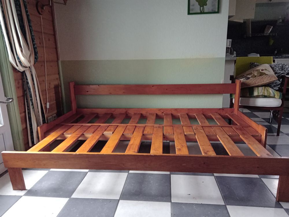 Canap&eacute; bois plus fauteuil assorti Meubles
