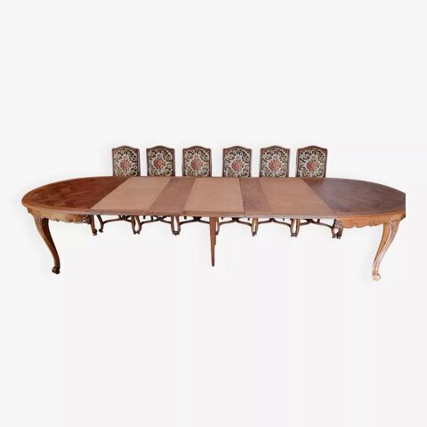 Table Louis XV extensible 360 cm + 6 chaises capitonnes 370 Pineuilh (33)