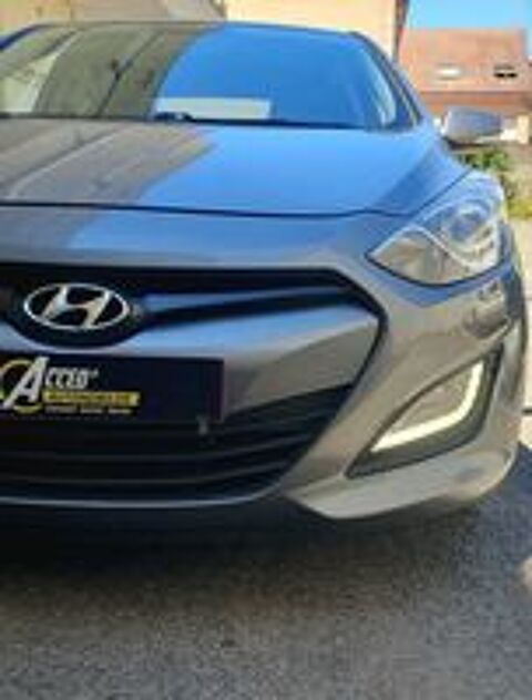 i30 1.4 CRDI 90 FAP PACK INVENTIVE BLEUE DRIVE 2013 occasion 77340 Pontault-Combault