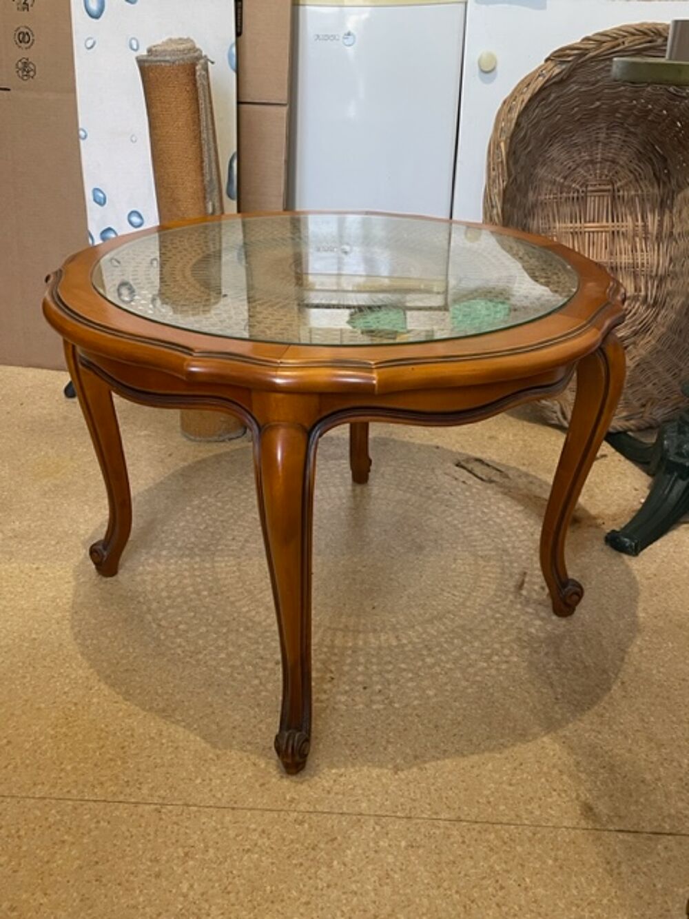 TABLE BASSE MERISIER ET VERRE Meubles