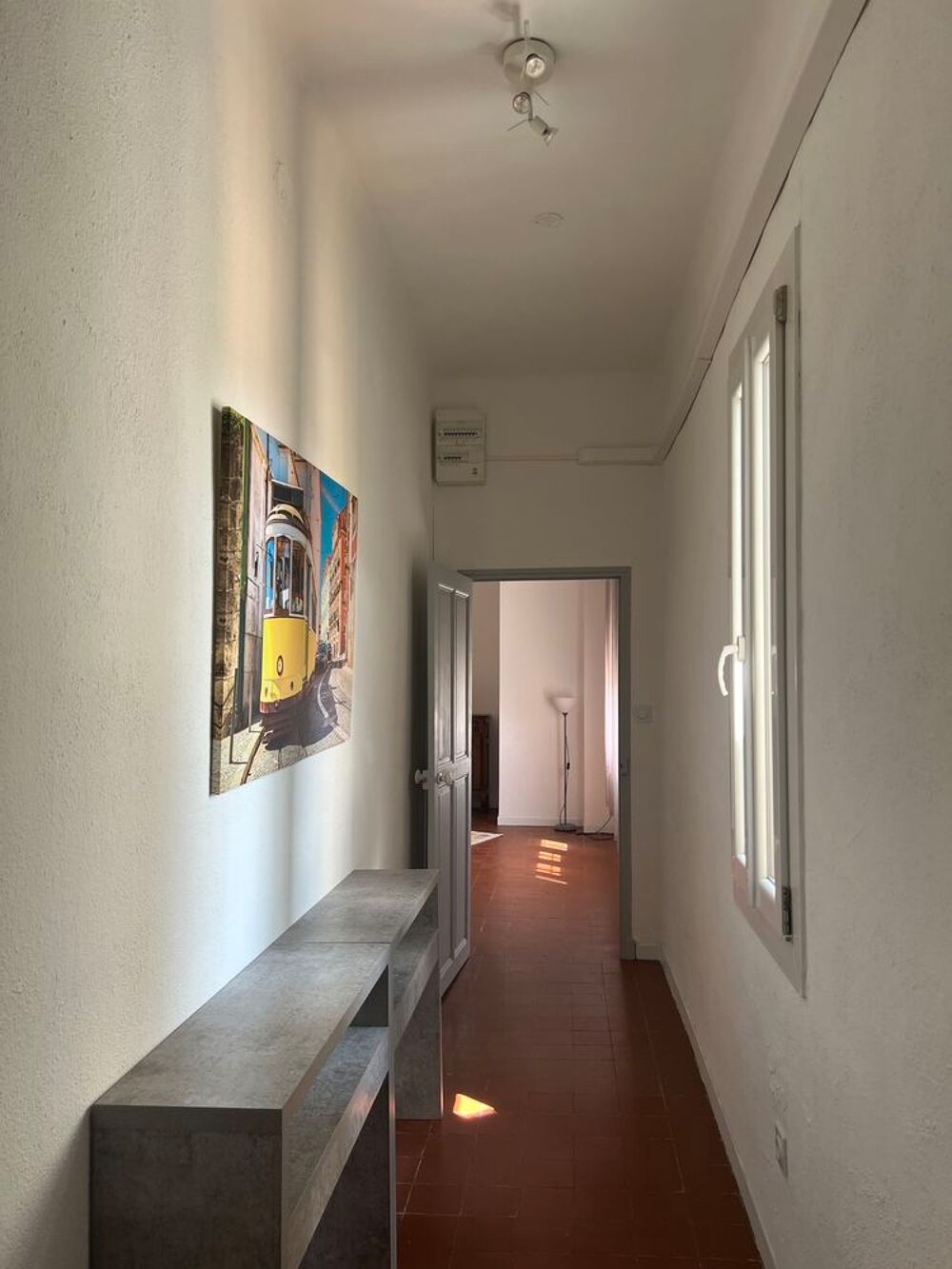 Location Appartement 3 pièces, meublé, clair, calme, entièrement rénové - 77 m² - Carpentras