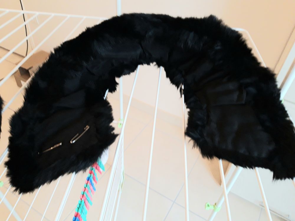 Cols et Toque de Fourrure 
Vêtements