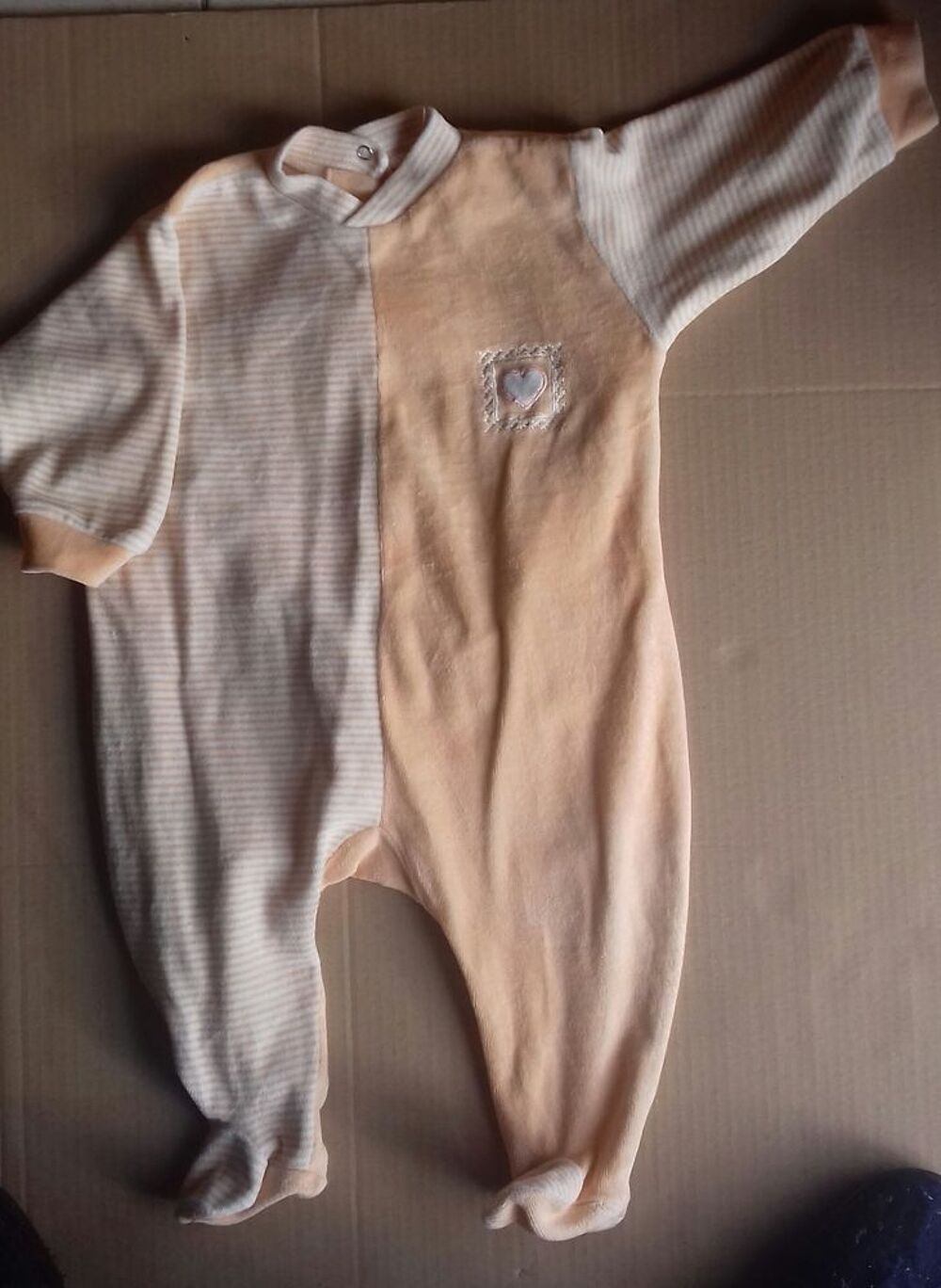 Pyjama couleur saumon coeur - 12 mois Puériculture