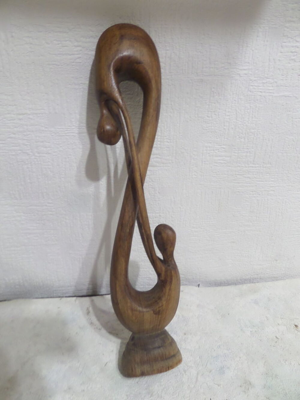 statuette en bois 
Décoration