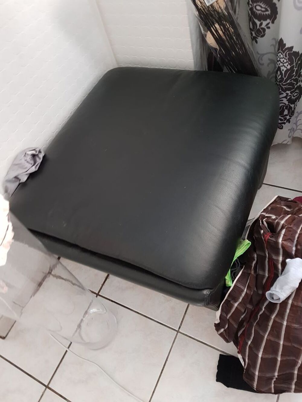repose-pieds en cuir canap&eacute; Meubles