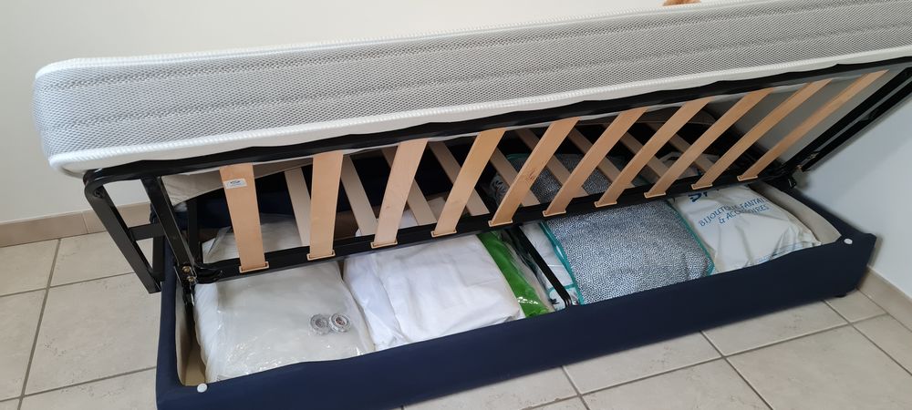 LIT 120 X 190 AVEC RANGEMENT ET SON MATELAS Meubles