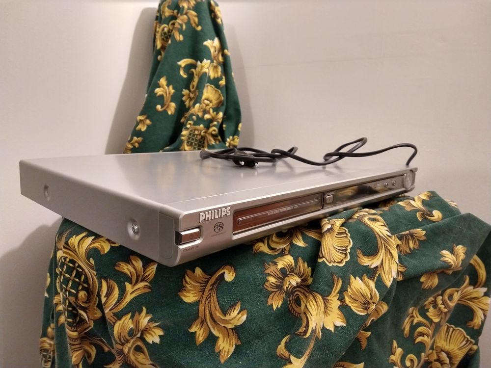 Lecteur DVD Philips Argent&eacute; + T&eacute;l&eacute;commande Audio et hifi
