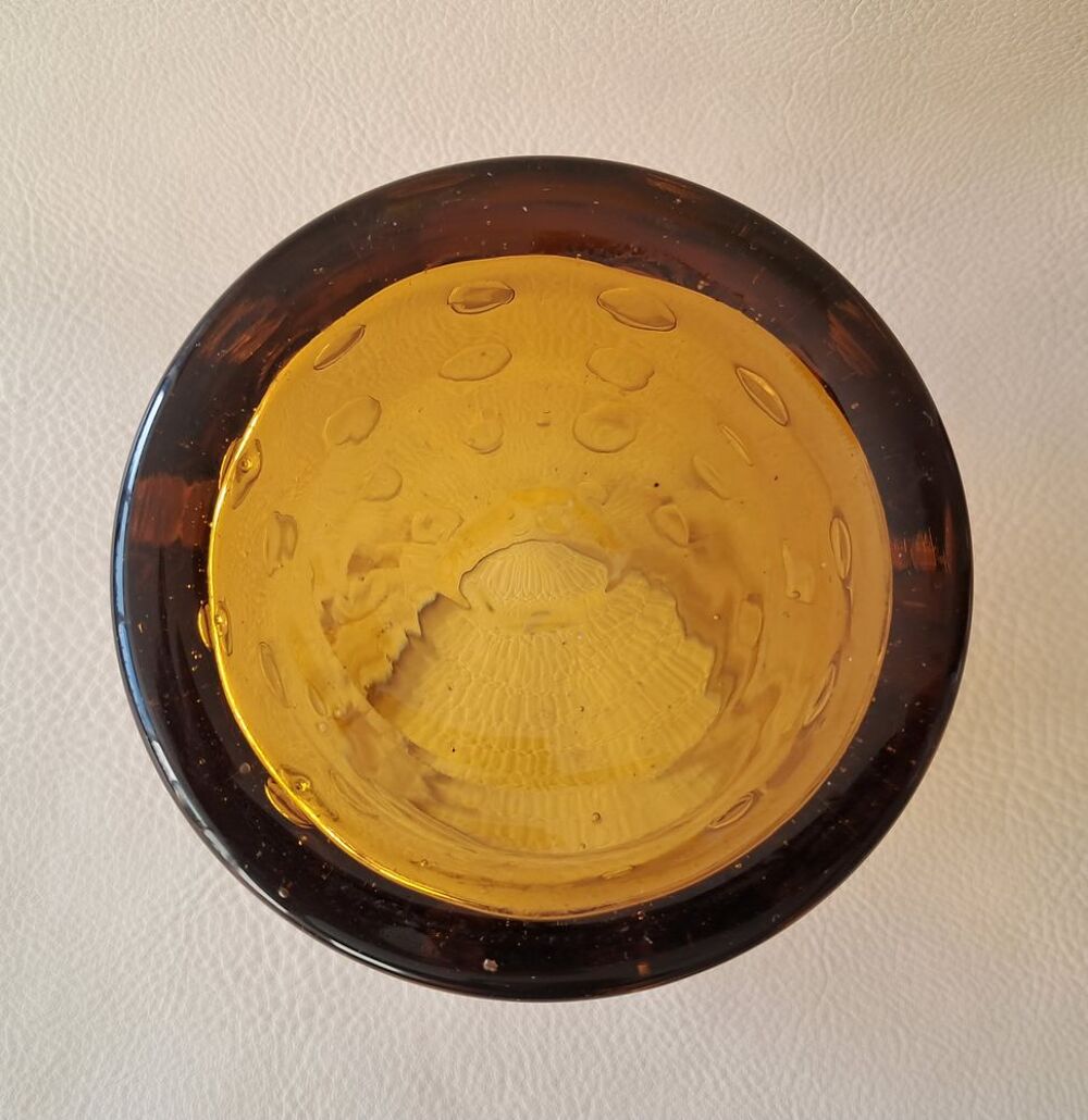Vase petite taille en verre souffl&eacute; d&eacute;cor&eacute; de bulles d'air Décoration