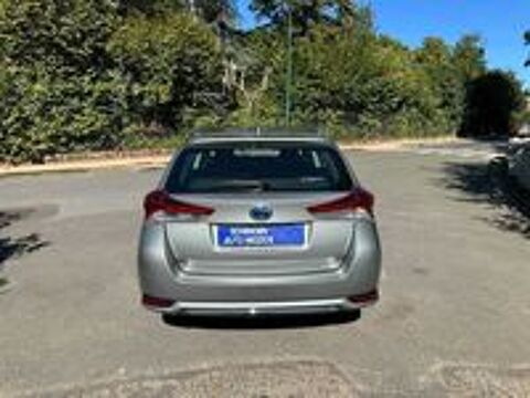 Auris Touring Sports Hybride 136h Business 2018 occasion 78110 Le V&eacute;sinet
