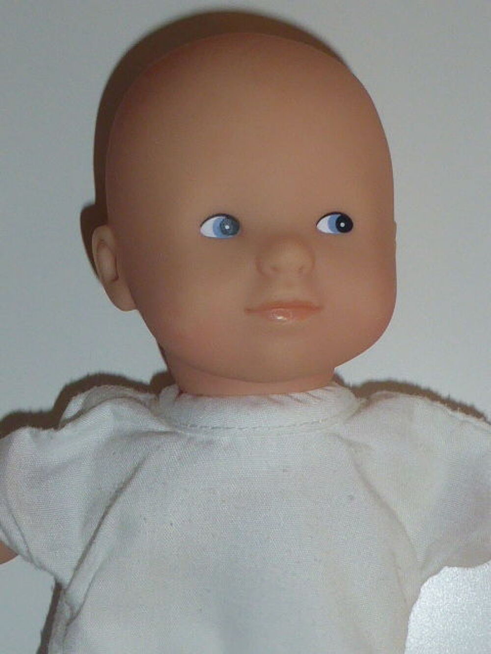 COROLLE Poup&eacute;e b&eacute;b&eacute; Mini calin combinaison velours Jeux / jouets