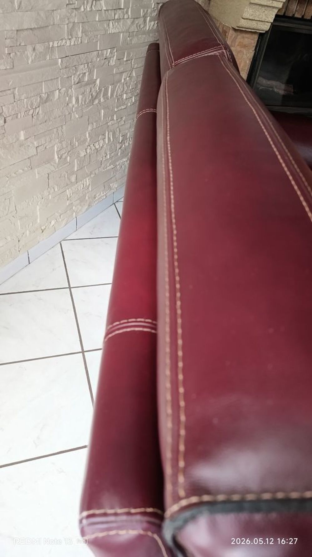 Canap&eacute; cuir 2 places et fauteuil Meubles