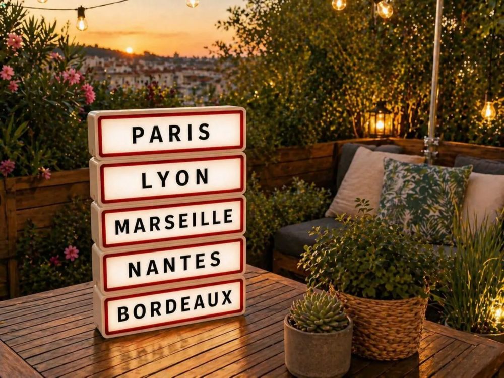 Lampe personnalisable pr&eacute;nom, ville ou mot ? enseigne 