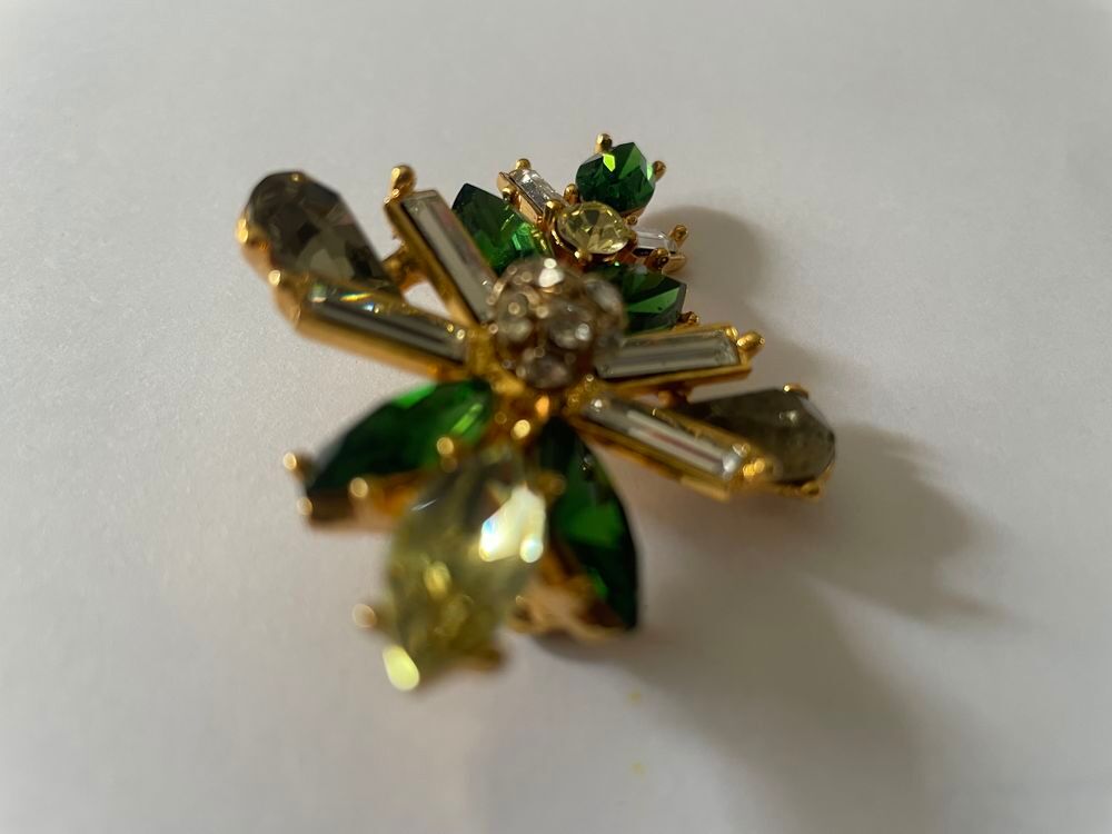 Broche Croix strass vert Crystal Christian LACROIX Bijoux et montres
