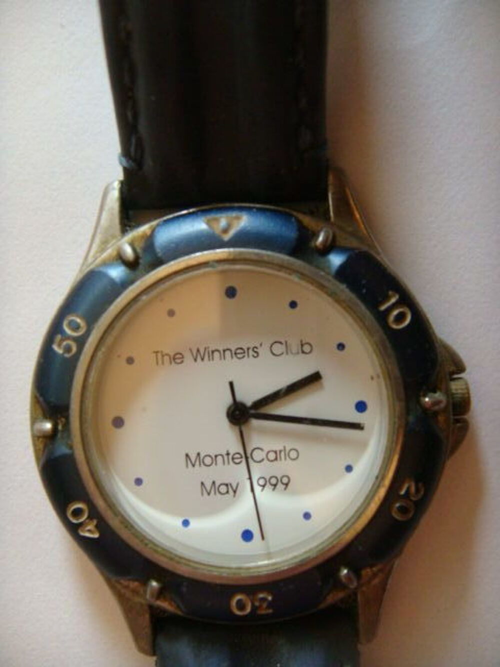 MONTRE QUARTZ DE 1999 Bijoux et montres