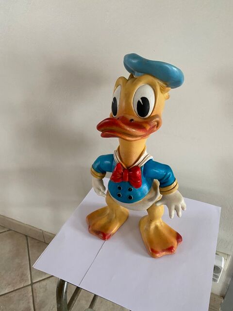 POUET  DONALD Walt Disney Productions. Ann�es 62  H 36 cm
75 Sanguinet (40)