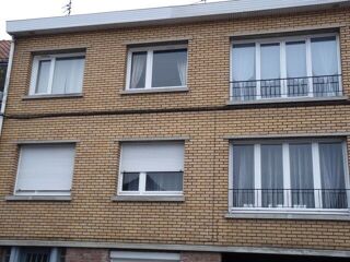  Appartement à louer 3 pièces 77 m²