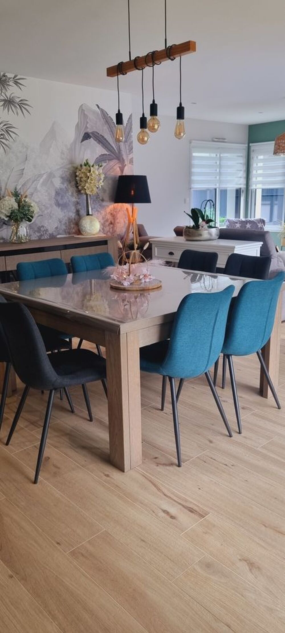 Salle &agrave; manger moderne en bois Meubles