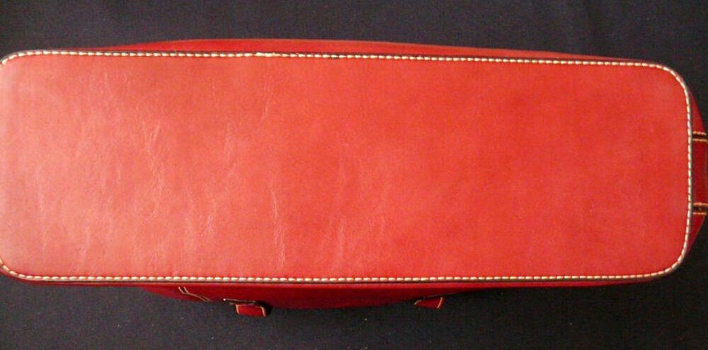 Sac &agrave; Main en Cuir Rouge du tout d&eacute;but des ann&eacute;es 2000, Neuf Maroquinerie