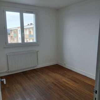  Appartement à louer 3 pièces 65 m²