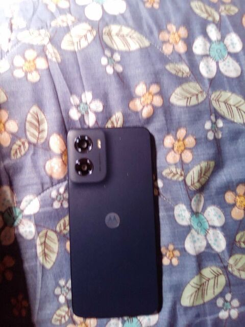 Motorola e15 bleu Le Tampon (97)