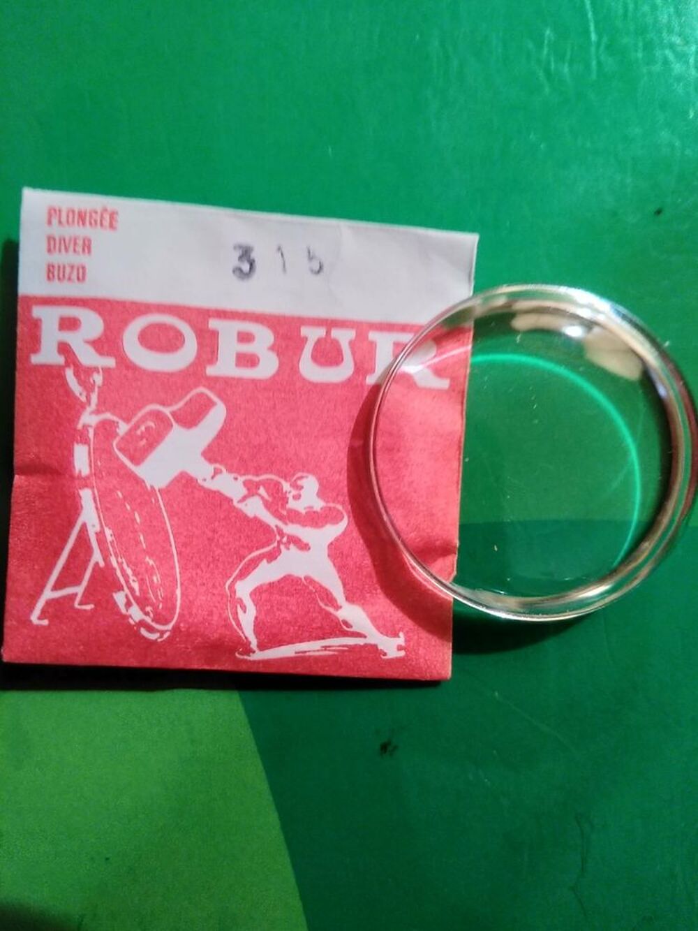 verres pour montres de plong&eacute;e Bijoux et montres